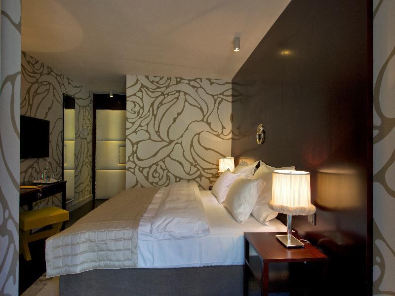 Hotel Topazz & Lamee Wenen